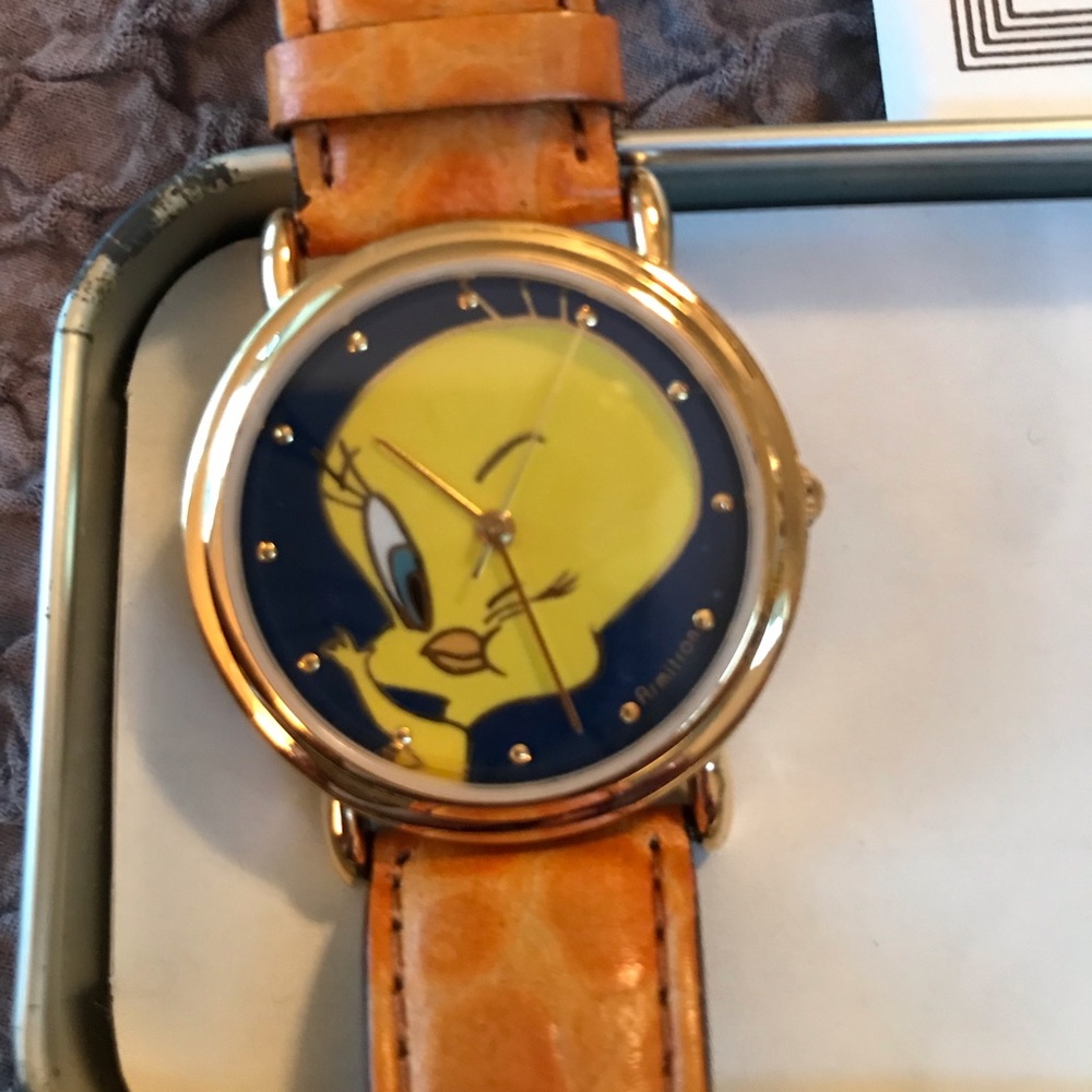 Looney Tunes 1994 Tweety Bird watch.